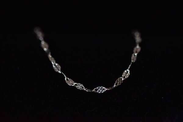 Pulsera torcida